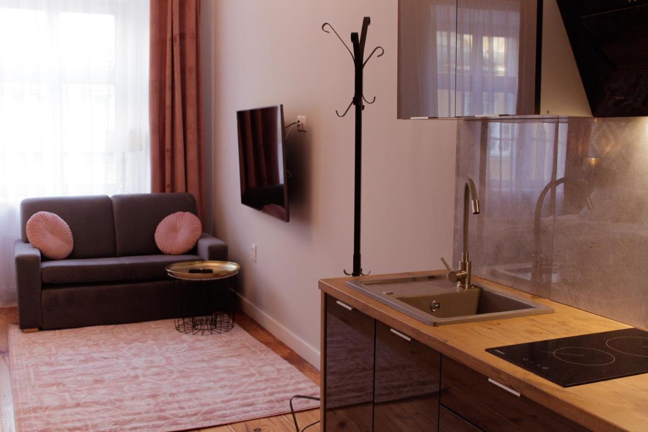 Apartamenty Plac Kolegiacki بوزنان المظهر الخارجي الصورة