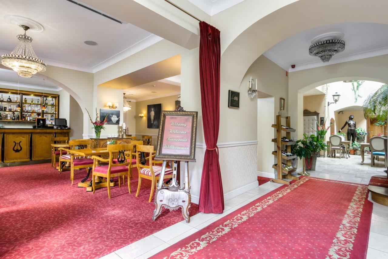 Apartamenty Plac Kolegiacki بوزنان المظهر الخارجي الصورة